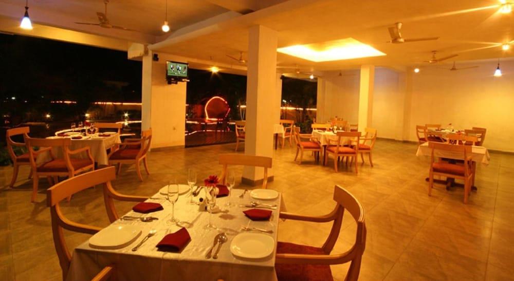 Lambana Resort Calangute Eksteriør billede