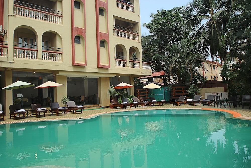 Lambana Resort Calangute Eksteriør billede